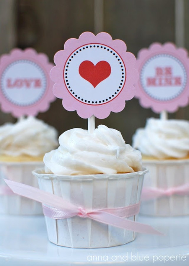 anna and blue paperie valentine cupcakes logo