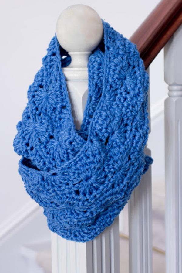 blueScarf