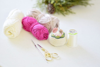 Crochet Santa Brooch Pattern