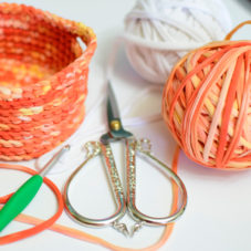 CREATE YOUR YARN USING KNIT COTTON FABRIC